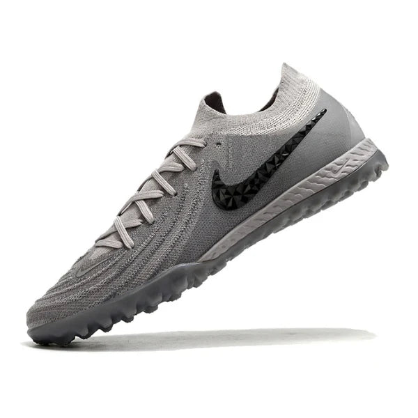 Chuteira Society Nike Phantom GX2 Elite Rising Gem Pack Turf TF