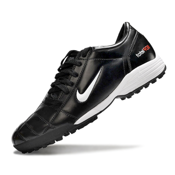 Chuteira SocietyNike Total 90 III Turf TF Black and White Football Boot